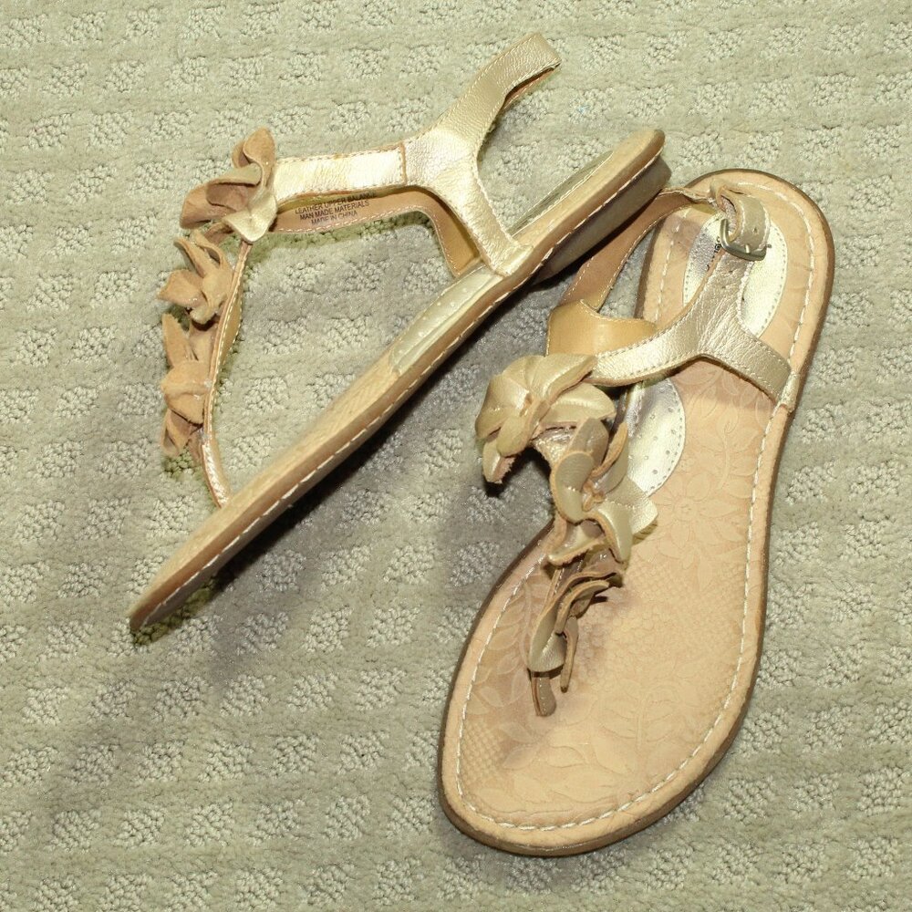 boc Size 10 Taupe Floral Leather Thong Sandals
